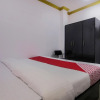 Отель Travellers Nest by OYO Rooms, фото 4
