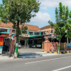Отель OYO 94172 Mata Air Guest House Madiun, фото 1