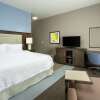 Отель Hampton Inn & Suites Napa, фото 7