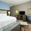 Отель Hampton Inn & Suites Napa, фото 47