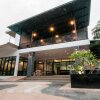 Отель Pimsiri Hotel в Нахоне Фаноме