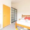 Отель Spacious 2 Bedroom Apartment in Converted Warehouse in Brixton, фото 18