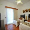 Отель Beautiful Condo on 10th Av in the center of playa, фото 6