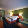 Отель Holiday Inn Express & Suites Raleigh North - Wake Forest, an IHG Hotel, фото 5