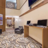 Отель Quality Inn & Suites, фото 16