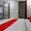 Отель OYO 65596 Hotel Hira Ganga, фото 4