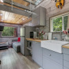 Отель Stunning Modern Tiny Home W/grill, фото 3