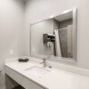 Отель Americas Best Value Inn & Suites Northeast Houston I-610, фото 10