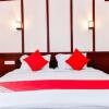 Отель OYO 25089 Gold River Indraprastha Houseboat, фото 7