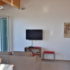 Отель South House- Sleeps 4 Shared Pool Lake View in Torri del Benaco, фото 6