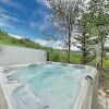 Отель Jeremy Ranch : Hot Tub, Garage & 2 Kitchens 5 Bedroom Home, фото 18