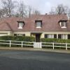 Отель Villa du domaine des aigles в Гувье