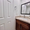 Отель Cozy Home Near Hillcrest Mall & Transit, фото 9