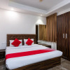 Отель OYO 15800 Jaanie's Residency, фото 6