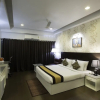 Отель OYO Rooms Near Cosmos Mall, фото 15