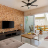 Отель Spacious 3BR Penthouse | Private Jacuzzi & Rooftop | Security | WiFi | Best Amenities | GYM, фото 13
