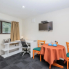 Отель Greenlane Motel, фото 17