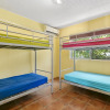 Отель Dolphins Beach House - Hostel, фото 2