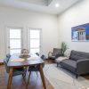 Отель Sosuite 2BR Penthouse w W D Gym On-site Bar, фото 4