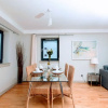 Отель Bright, Modern Apartment - Royal Mile, фото 3