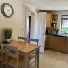 Отель Cosy 2 bed House Close to City Centre of Lincoln, фото 7