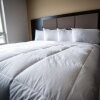 Отель Stoughton Western Star Inn & Suites, фото 1