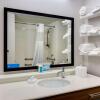 Отель Hampton Inn & Suites Rome, фото 10