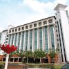 Отель Nilai Springs Resort Hotel в Лабу