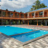 Отель Holiday N Holiday Beach Resort, фото 14