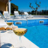 Отель Villa for 6 persons with private pool, parking and garden in Rovinj, фото 8