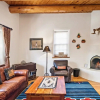 Отель Amor - Historic Adobe in the Heart of The Railyard and Downtown Santa Fe, Hot Tub, фото 24