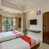 Отель OYO 2453 Hotel Mangesh Plaza, фото 12