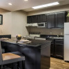 Отель Cloverleaf Suites, фото 14