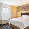 Отель TownePlace Suites by Marriott Republic Airport Long Island, фото 3