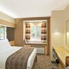 Отель Microtel Inn and Suites By Wyndham Charlotte/university Place, фото 7