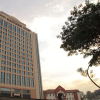 Отель Mandarin Court Hotel, фото 1