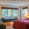 Отель Smugglers' Notch Resort Private Suites, фото 4