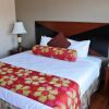 Отель Rodeway Inn & Suites, фото 1