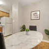 Отель Fully Furnished Studio Apt in Lakeview, фото 3