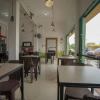 Отель OYO Life 1299 Balcony Orange Homestay, фото 15
