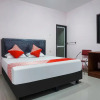 Отель OYO 90965 Homestay Madu Makassar, фото 5