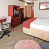 Отель Holiday Inn Express Hotel & Suites FOREST, фото 45