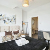 Отель Deluxe 7 Bedroom Property in Solihull, фото 5