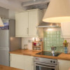 Отель Guestready - Bright Airy Flat With River Views, Free Parking - Sleeps 4, фото 12