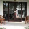 Отель RedDoorz near Jimbaran Beach 2, фото 19