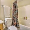 Отель Tallahassee Townhome 4 Mi to College Town!, фото 8