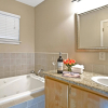 Отель Blanco Riverside Cottages & RV, фото 6