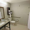 Отель Hampton Inn & Suites Winnie, фото 26