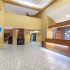 Отель Days Inn by Wyndham Tulsa Central, фото 2