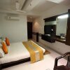 Отель OYO Rooms Navrangpura, фото 2